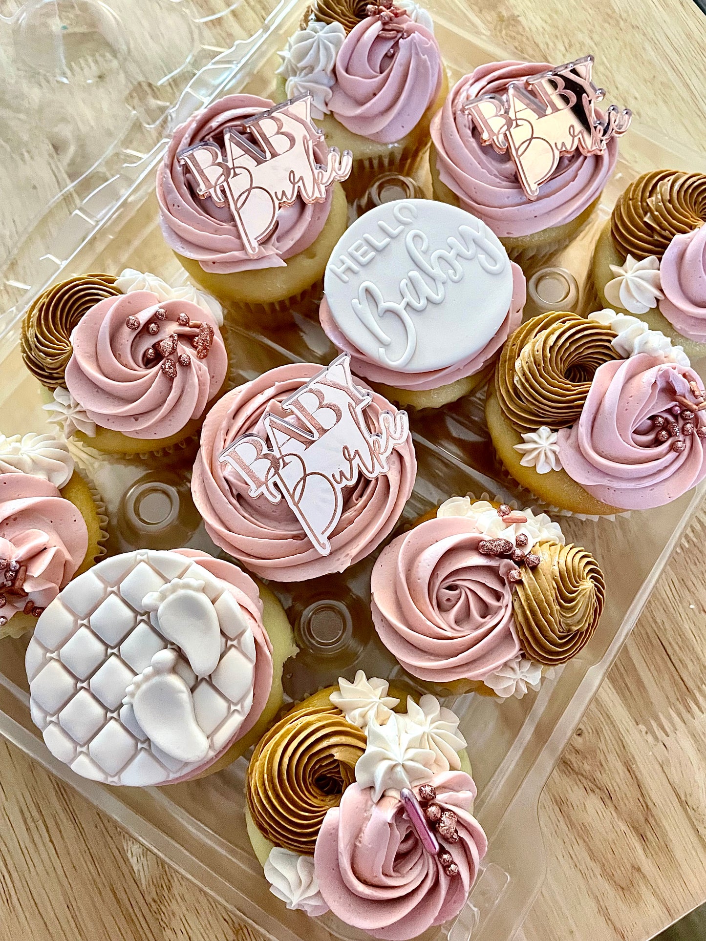 Baby Shower Glam Cupcakes